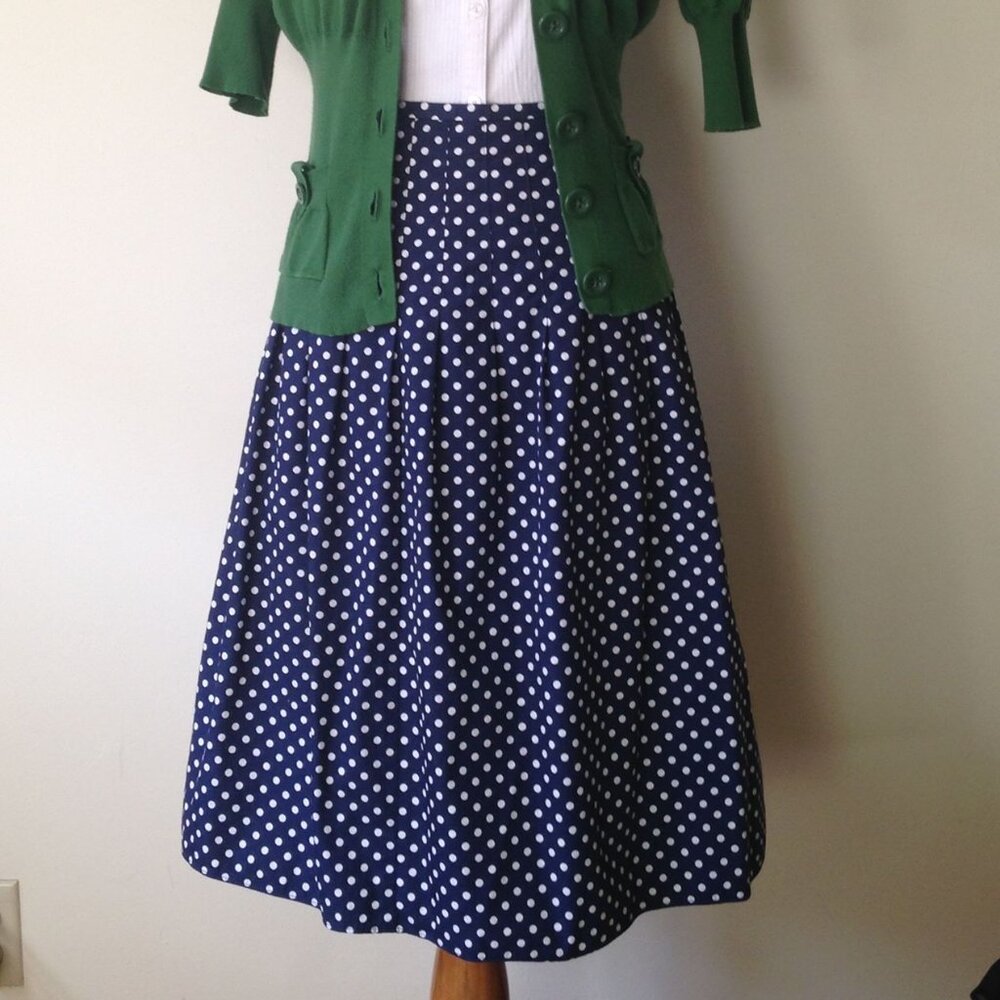 I.N.E. Nouie Navy Blue Polka DoT Skirt, size 2